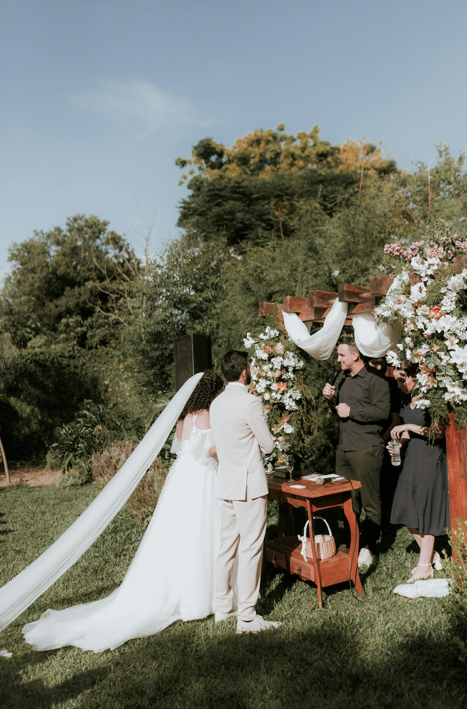 Idées de déco pour un mariage intime, élégant et chaleureux.