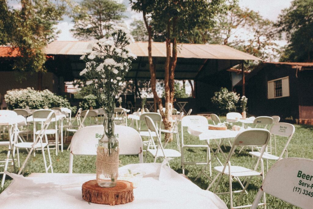 Top 10 des lieux pour un petit mariage en France : charme, intimité et authenticité.